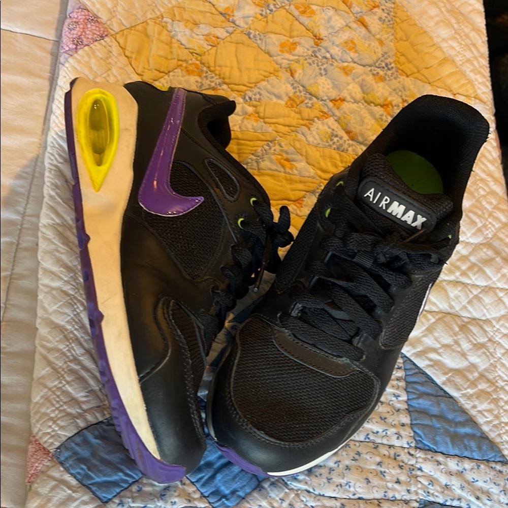 Nike Air Max Coliseum Racer Trainers Sneakers